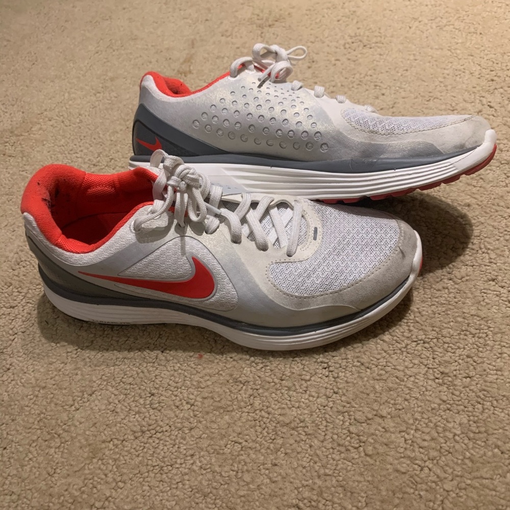 Women’s Nike Shoes, Size 8